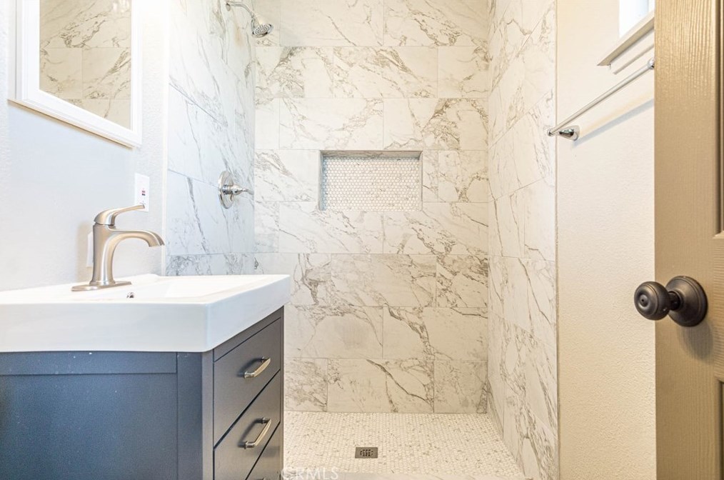 1701 Paloma St, Barstow CA  92311-5616 exterior