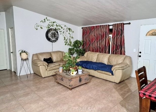 8180 Ailanthus St, Phelan, CA