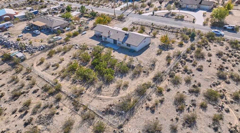 32232 Topaz Rd, Lucerne Valley CA  92356-8563 exterior