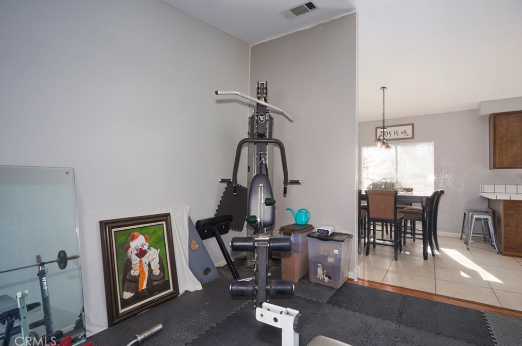 32232 Topaz Rd, Lucerne Valley CA  92356-8563 exterior