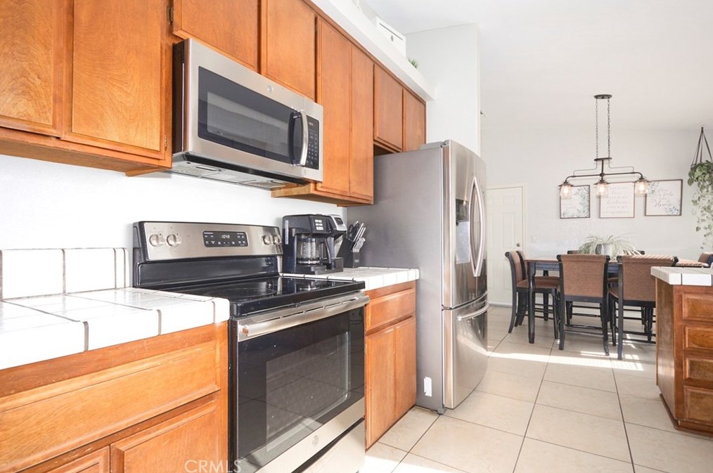 32232 Topaz Rd, Lucerne Valley CA  92356-8563 exterior
