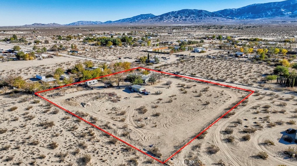 35430 Sage St, Lucerne Valley CA  92356-8240 exterior