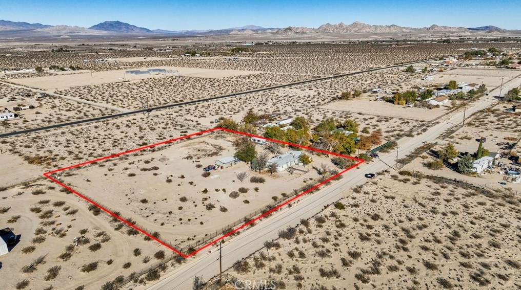 35430 Sage St, Lucerne Valley CA  92356-8240 exterior