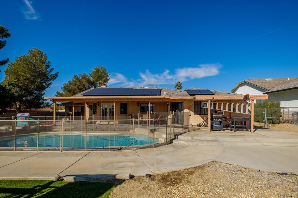 16357 Kamana Rd, Apple Valley, CA 92307-1332