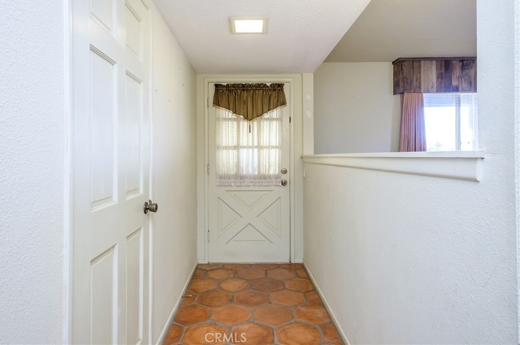 14875 Dakota Rd, Apple Valley CA  92307-3511 exterior