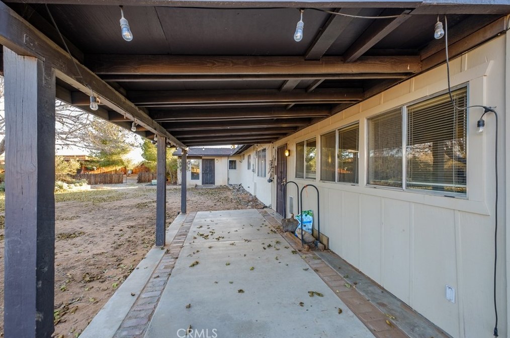 14875 Dakota Rd, Apple Valley CA  92307-3511 exterior