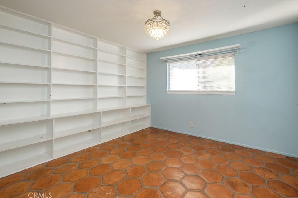 14875 Dakota Rd, Apple Valley CA  92307-3511 exterior