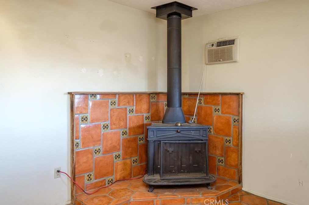 14875 Dakota Rd, Apple Valley CA  92307-3511 exterior