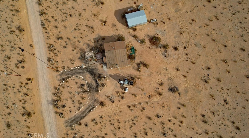 36325 Smoke Bush Rd, Lucerne Valley CA  92356-7511 exterior