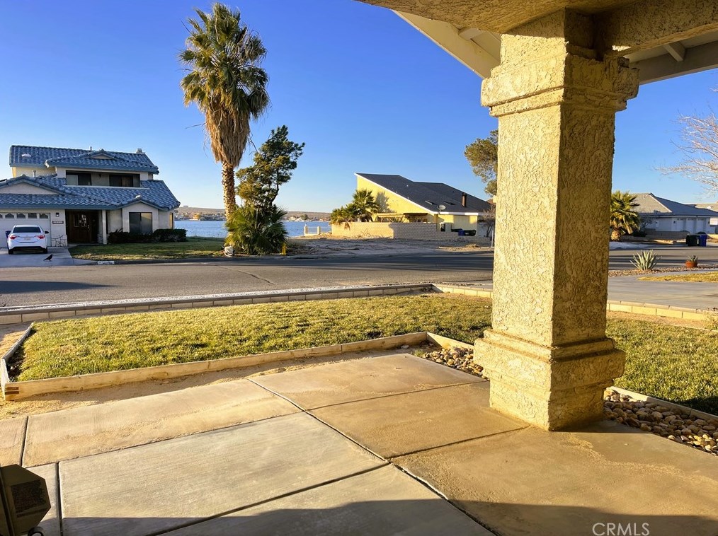 26323 Corona Dr, Helendale, CA 92342