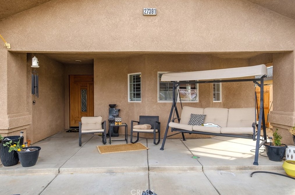 27391 Cloverleaf Dr, Helendale, CA 92342