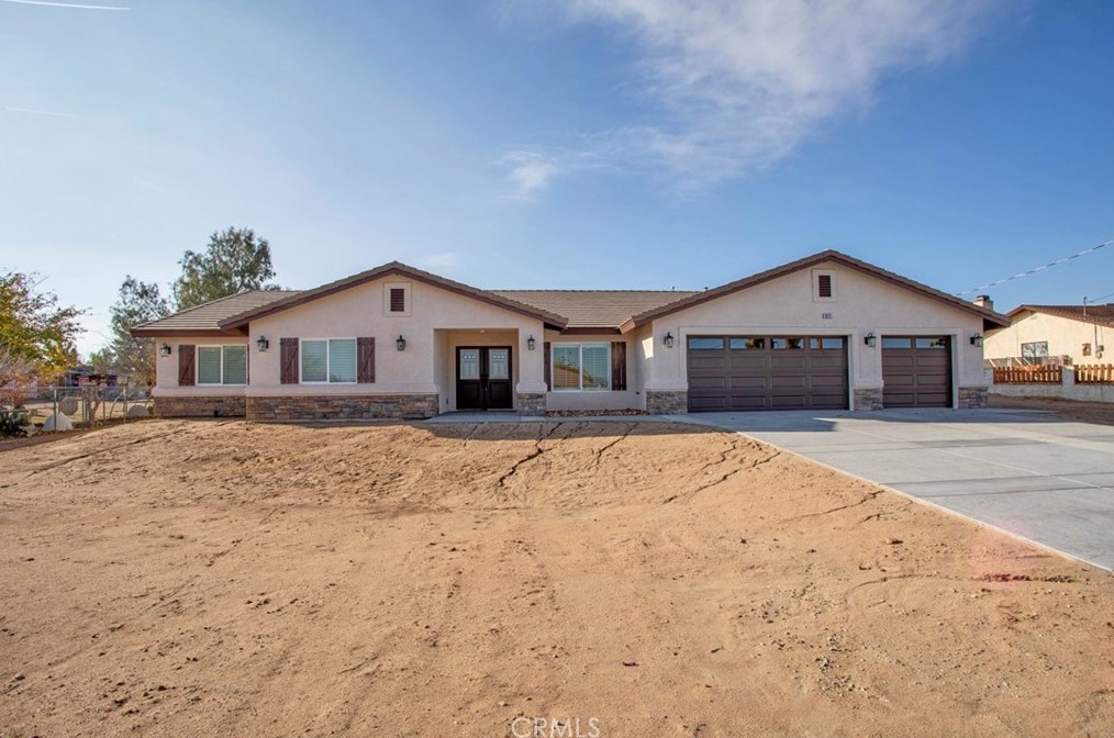 18121 Pitache St, Hesperia, CA 92345-4934