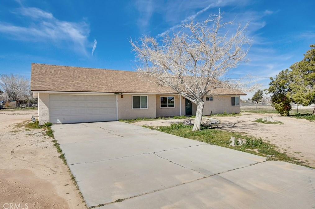 11494 Hemlock Ave, Hesperia, CA 92345-1947