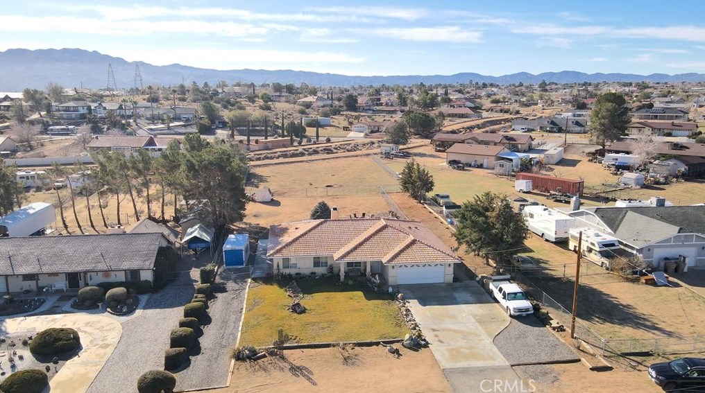 18487 Danbury Ave, Hesperia, CA 92345-7170