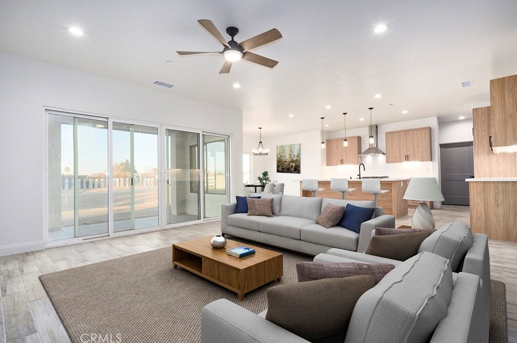 12365 Indian River Dr, Apple Valley, CA 92308-6740