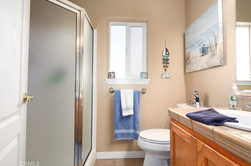 8430 10th Ave, Hesperia CA  92345-3935 exterior