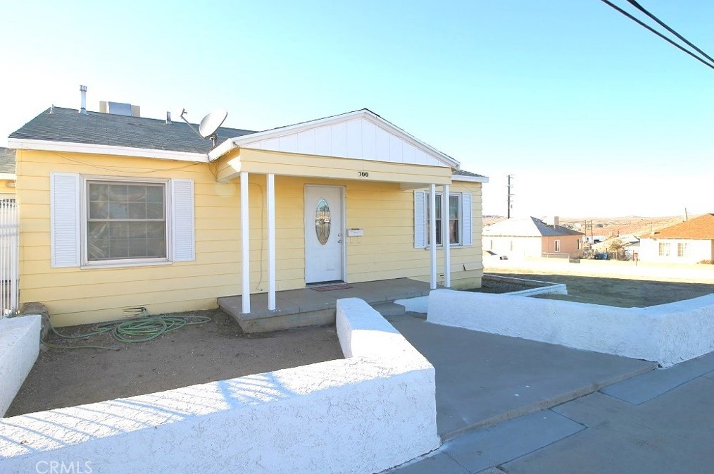 700 Buena Vista St, Barstow, CA 92311-2615