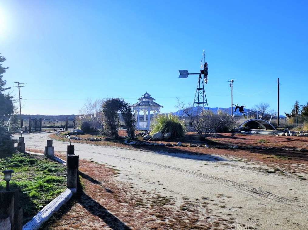 38600 Bahrman Rd, Anza CA  92539-9816 exterior