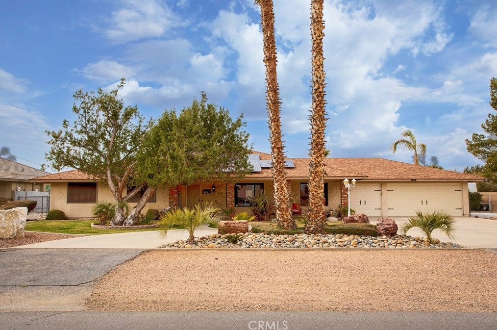 7424 Century Ave, Hesperia, CA 92345-5705