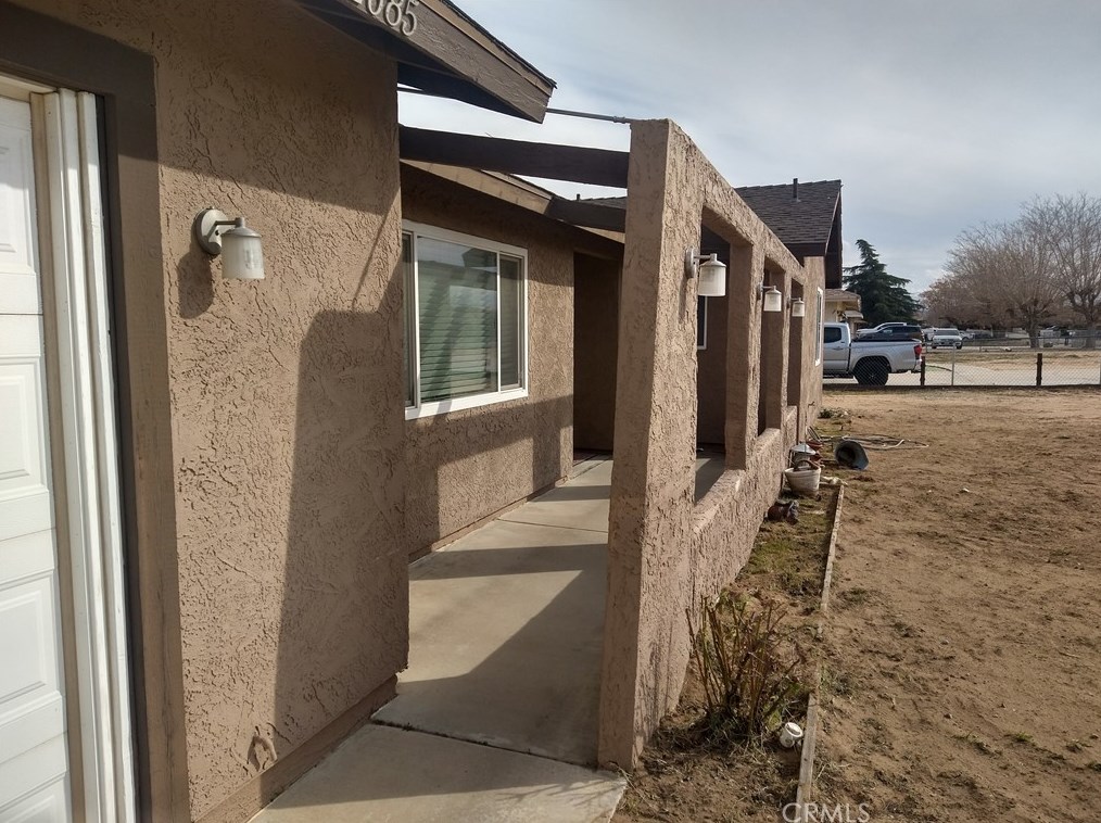 12685 Iroquois Rd, Apple Valley, CA 92308-6800