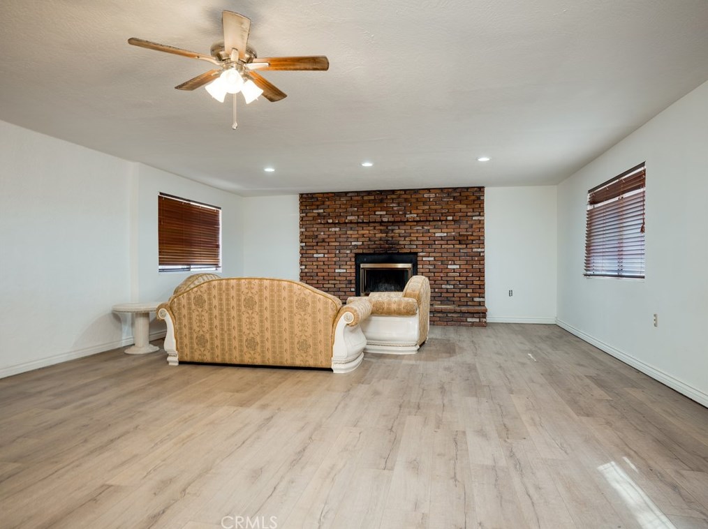 37316 Pearl Ave, Lucerne Valley CA  92356-8013 exterior