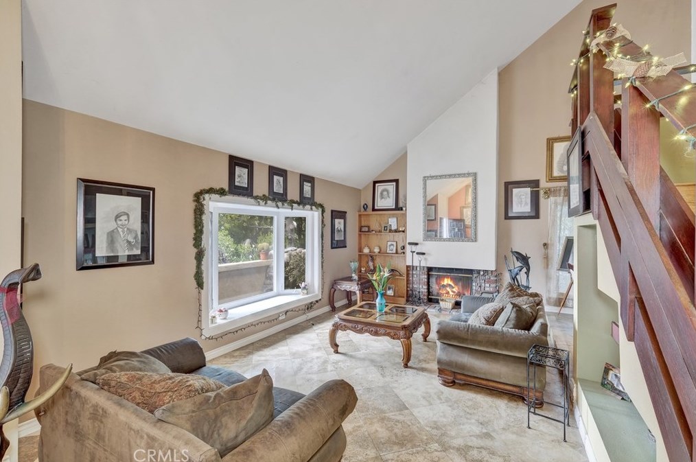 23609 Bower Cascade Pl, Pomona CA 91765-1435 exterior