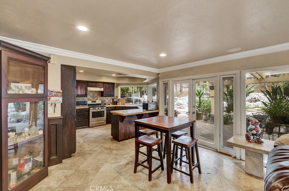 23609 Bower Cascade Pl, Pomona CA 91765-1435 exterior