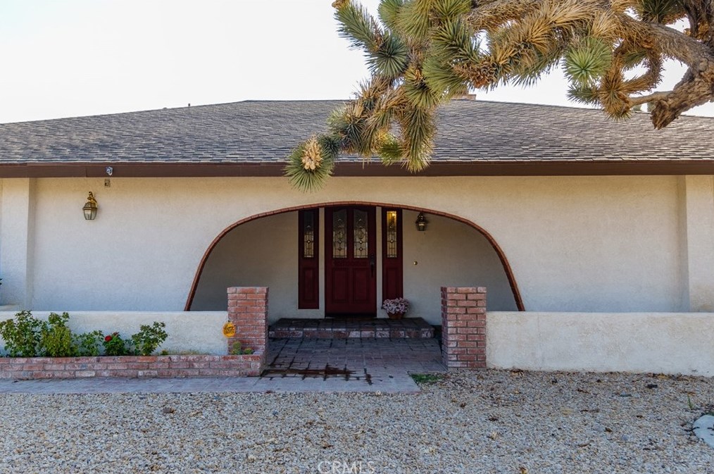20365 Eyota Rd, Apple Valley, CA 92308