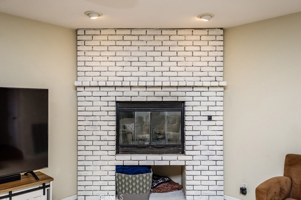 20365 Eyota Rd, Apple Valley CA  92308-6254 exterior