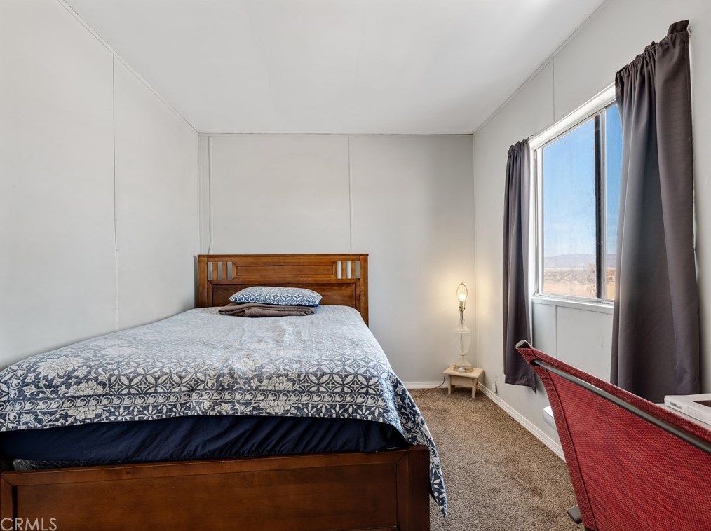 36073 Lantana St, Lucerne Valley CA  92356-7408 exterior