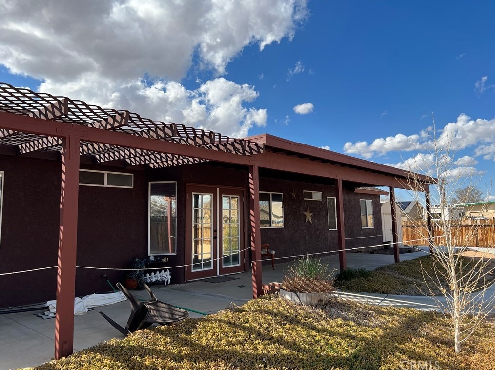 14257 Nanticoke Rd, Apple Valley, CA 92307-4151