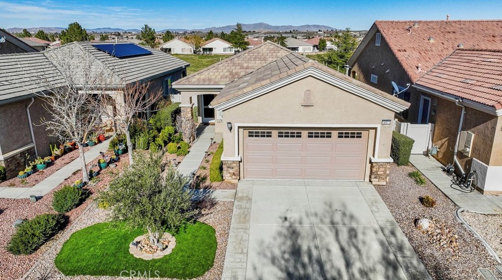 10871 Katepwa St, Apple Valley, CA 92308-3677