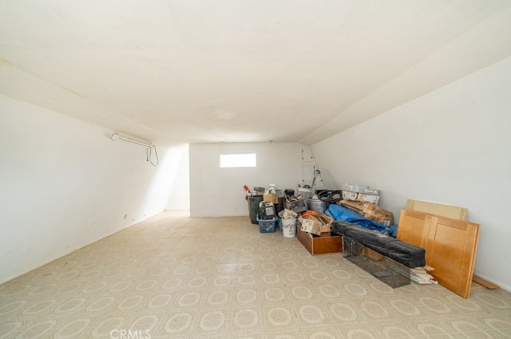 7868 Mesa Rd, Phelan CA  92371-6553 exterior