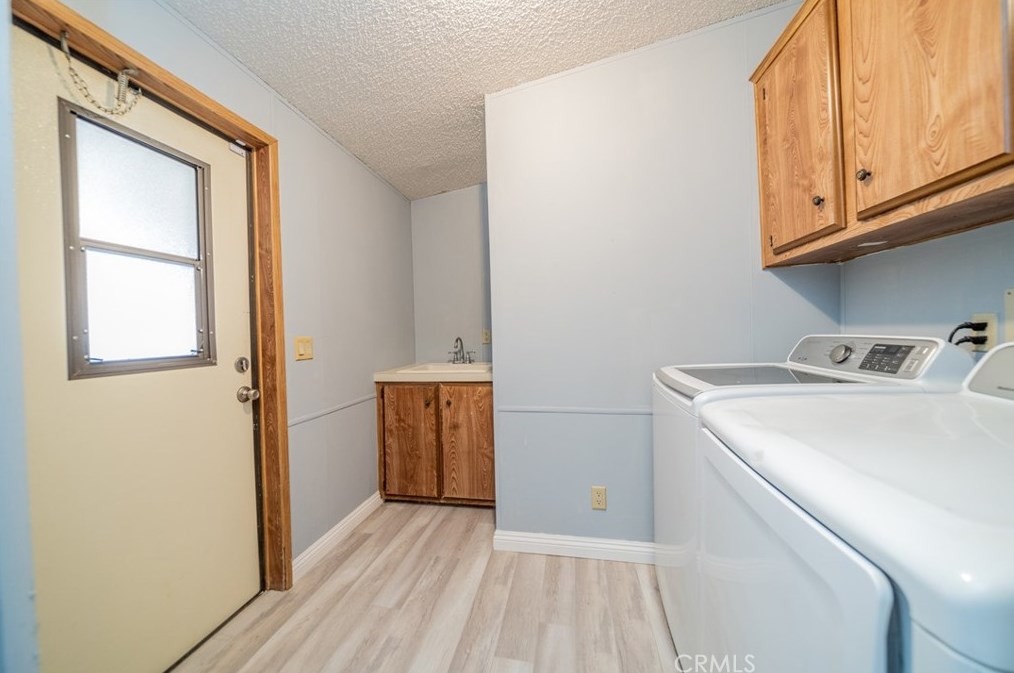 7868 Mesa Rd, Phelan CA  92371-6553 exterior