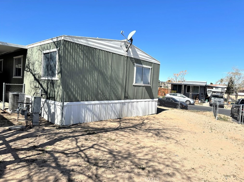 1000 Windy Pass, Barstow CA  92311-5404 exterior
