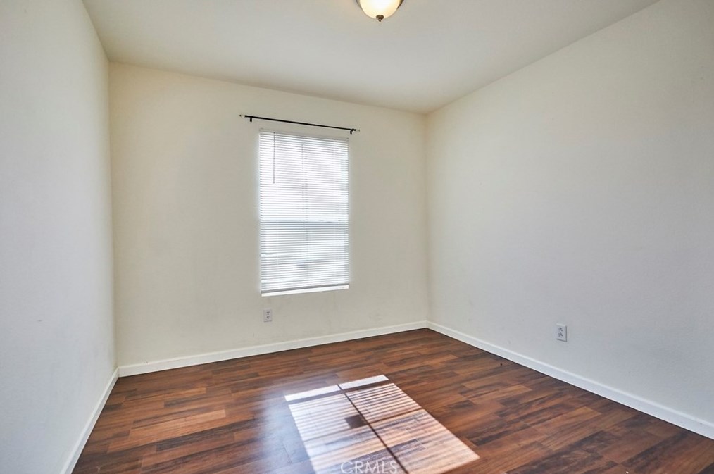 9385 Sapphire Ave, Hesperia CA  92344-4682 exterior