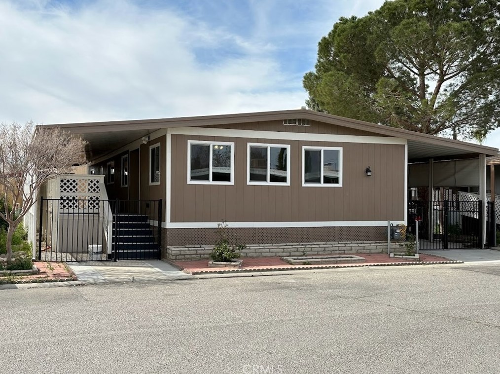 15252 Seneca Rd #186, Victorville, CA 92392