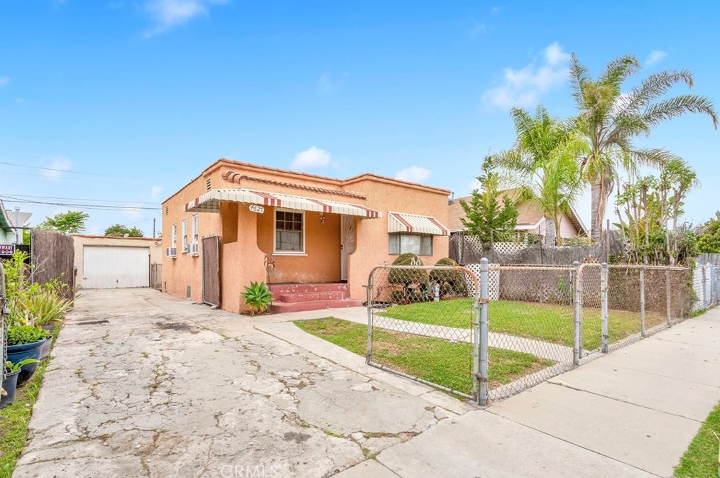 4627 Pine St, Pico Rivera, CA 90660