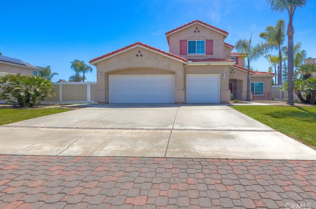 5765 Spur Ave, Oceanside, CA 92057