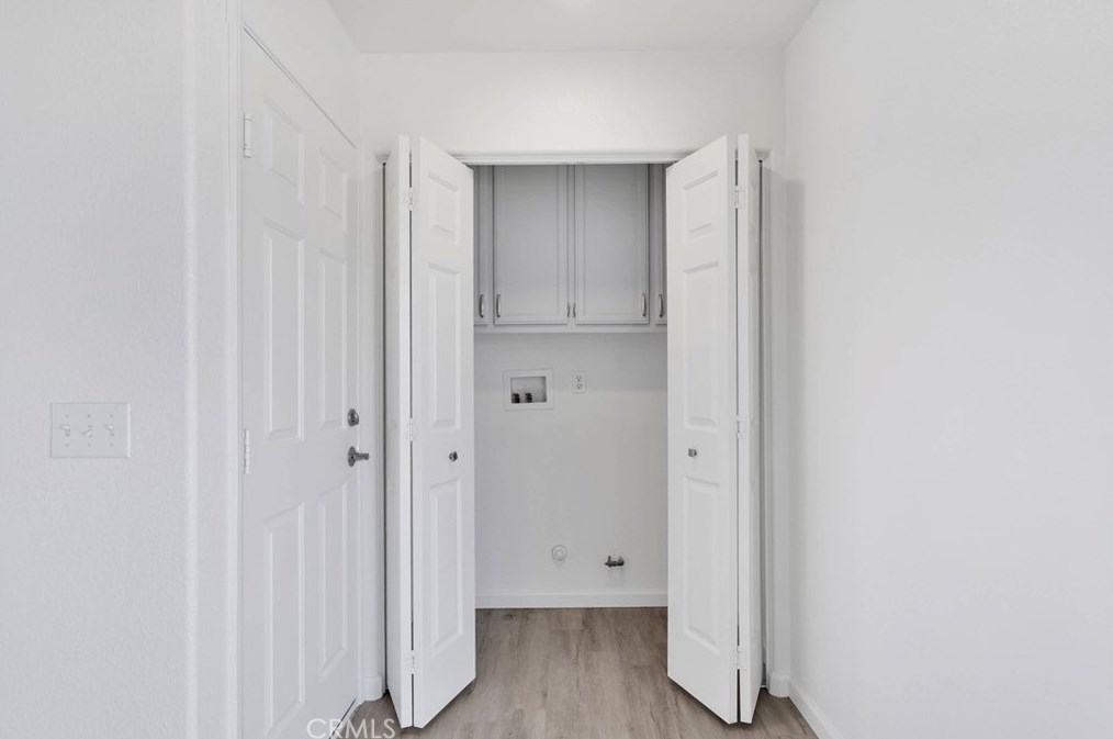 8951 Grapefruit Ave, Hesperia CA  92345-6514 exterior