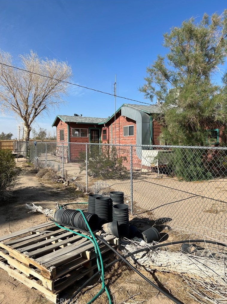 31969 Becker Rd, Newberry Springs, CA 92365