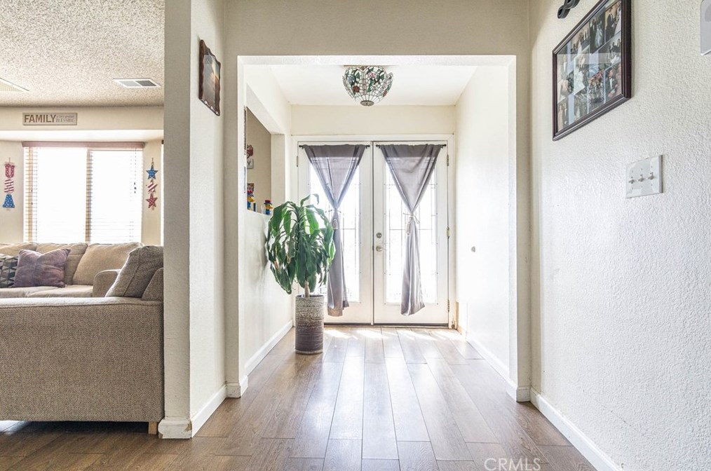 961 Arroyo Dr, Barstow, CA 92311-5333