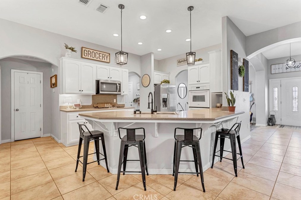 31263 Sherwood St, Lucerne Valley, CA 92356