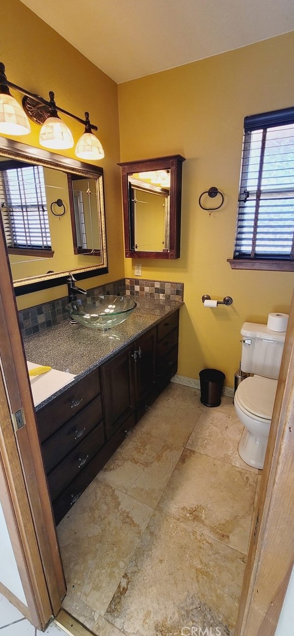 9233 La Grange Ave, Hesperia CA  92345-6452 exterior