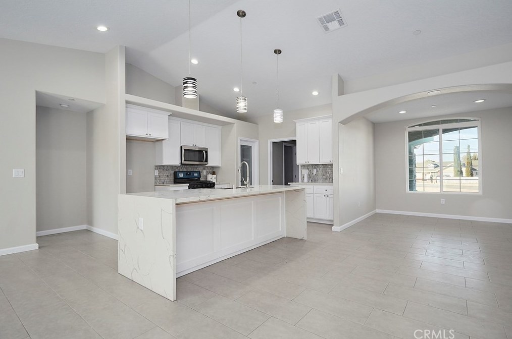 17472 Donert St, Hesperia, CA 92345
