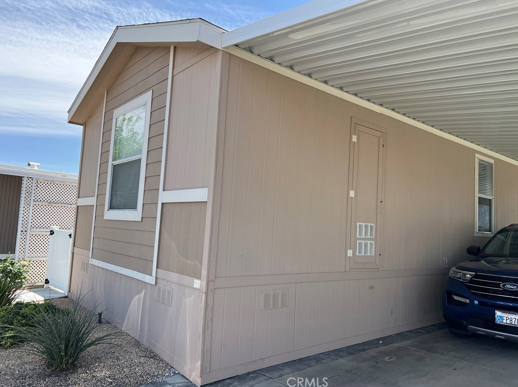 13393 Mariposa Rd #155, Victorville, CA 92395