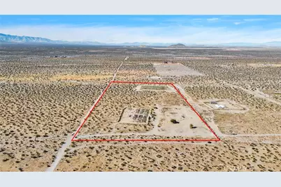 15745 Silver Rock Road, Pinon Hills, CA 92372 - Photo 2