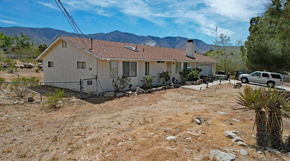32303 Sapphire Rd, Lucerne Valley, CA 92356-8622