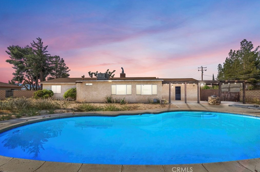 20280 Eyota Rd, Apple Valley, CA 92308-6274
