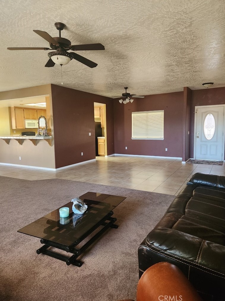 15077 Birdie Ln, Helendale, CA 92342